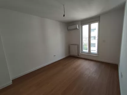 Ozrenska | 4zida.rs