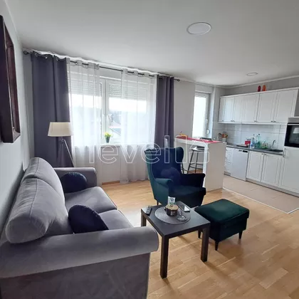 Sremska Kamenica | 4zida.rs