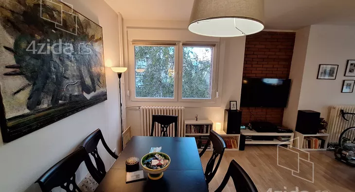 Troiposoban stan | 4zida