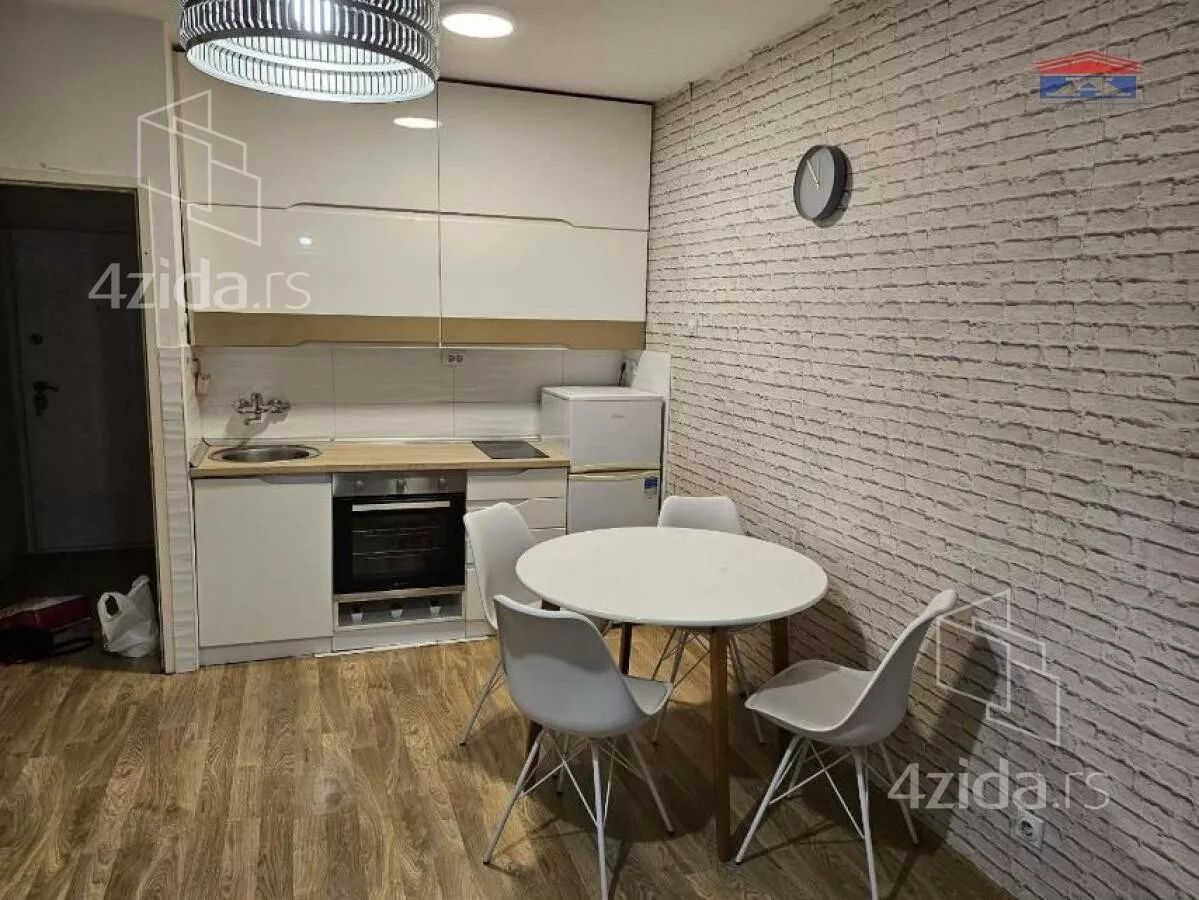 Garsonjera | 4zida