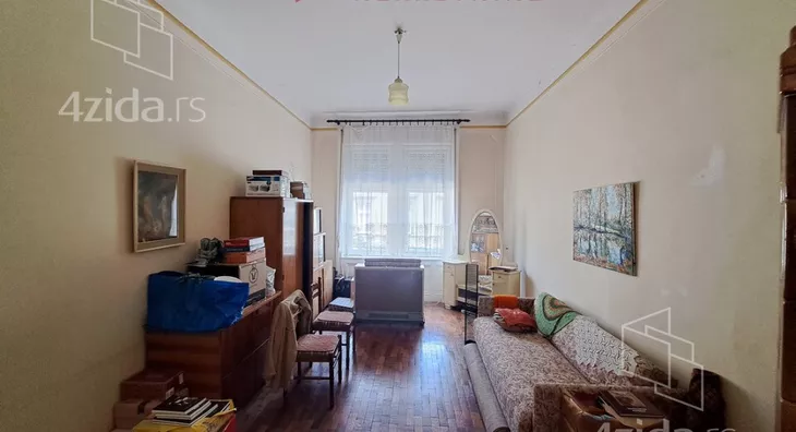 Petoiposoban stan | 4zida