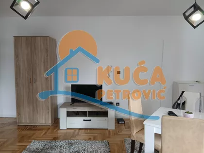 Prvomajska | 4zida.rs