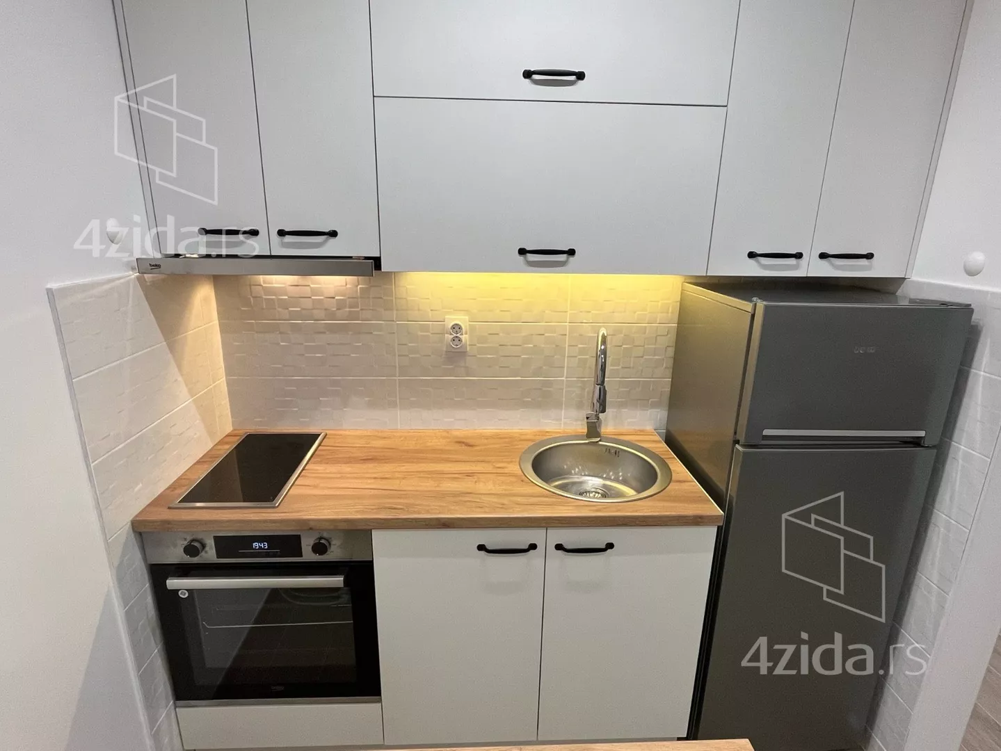 Garsonjera | 4zida