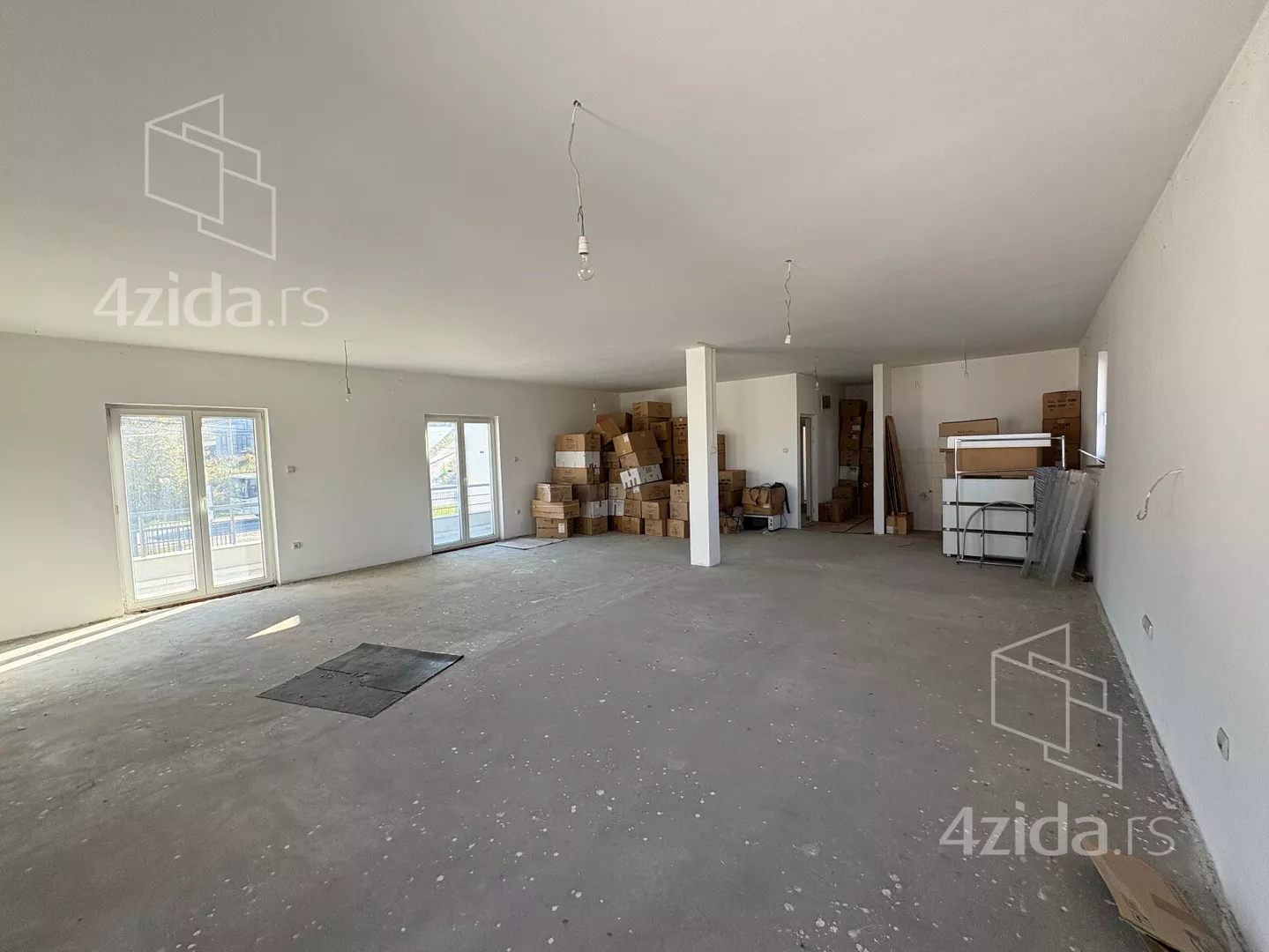 Poslovni prostor | 4zida