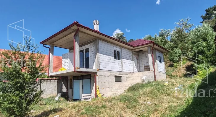 2-etažna kuća | 4zida