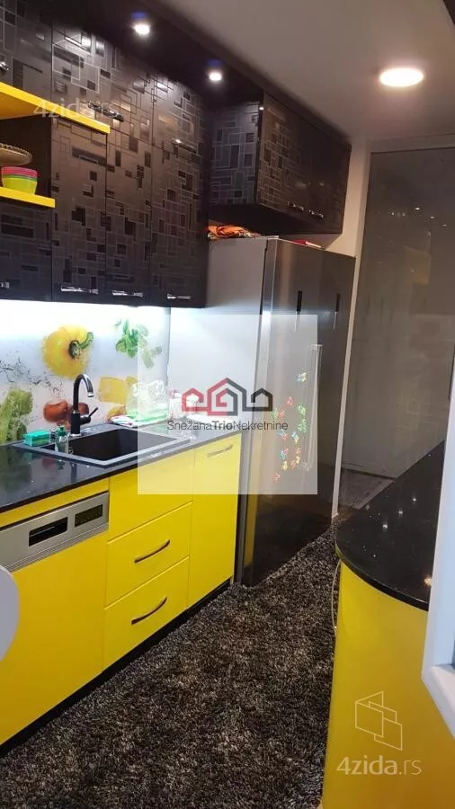 Četvorosoban stan | 4zida