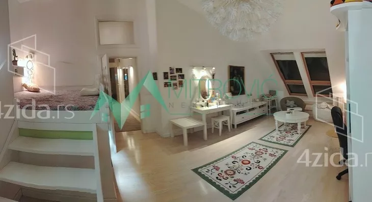 Petosoban stan | 4zida