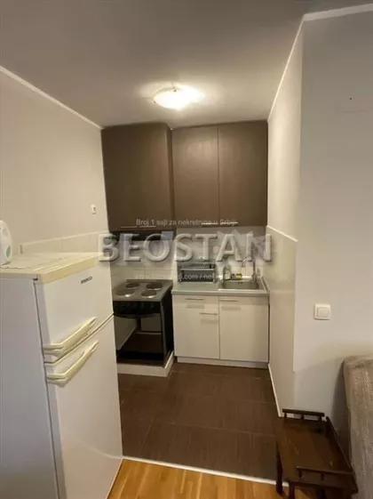 Branka Pesica | 4zida.rs