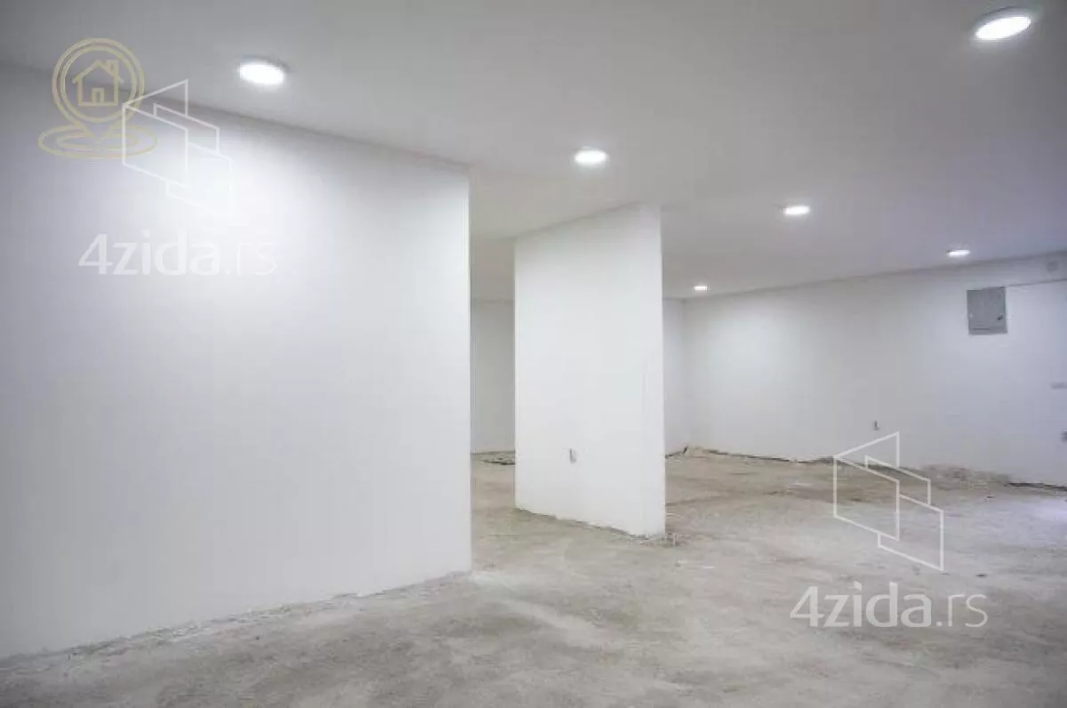 Poslovni prostor | 4zida