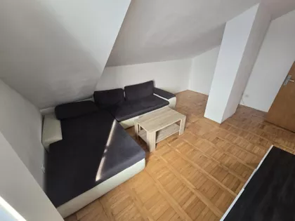 Vojvode Vlahovića | 4zida.rs