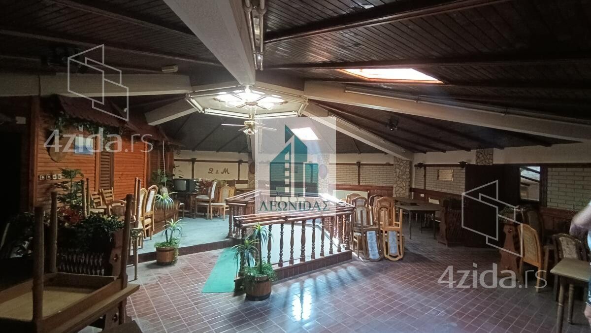 Poslovni prostor · 227 m² · Vlasotince