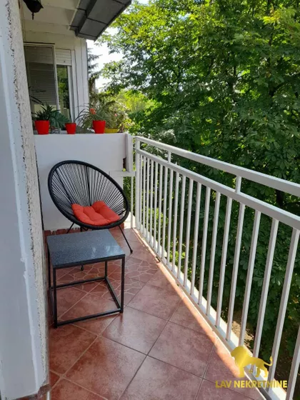 BALZAKOVA | 4zida.rs