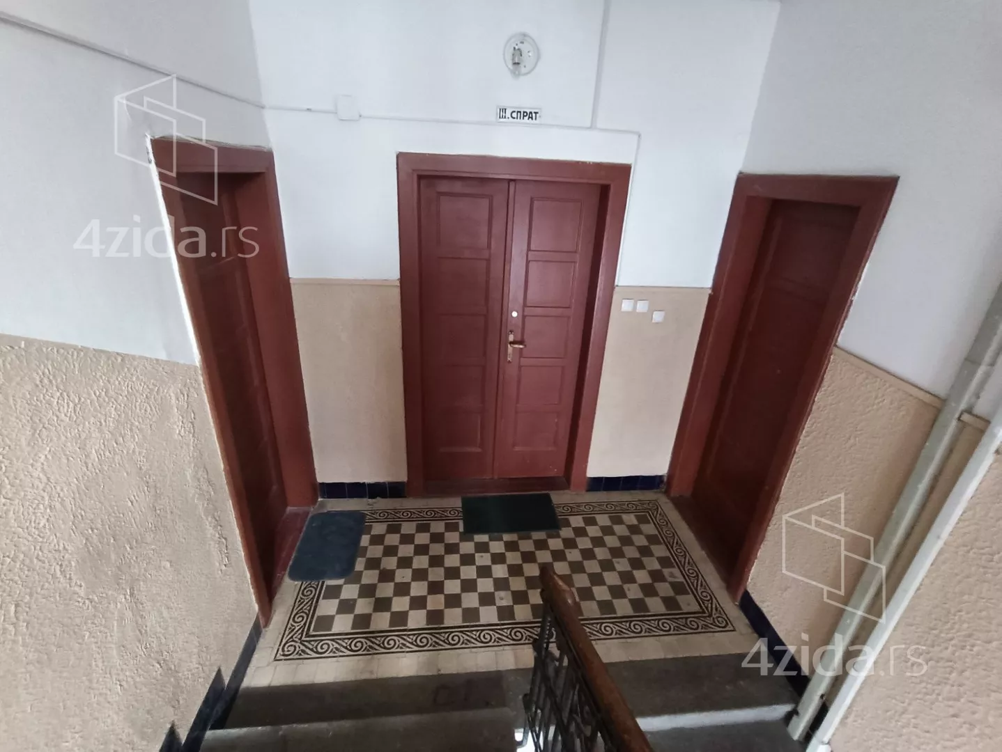 Četvoroiposoban stan | 4zida