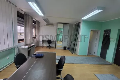 Ustanička | 4zida.rs