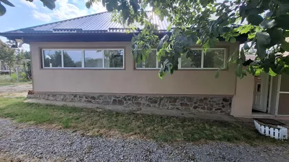 Okolne lokacije | 4zida.rs