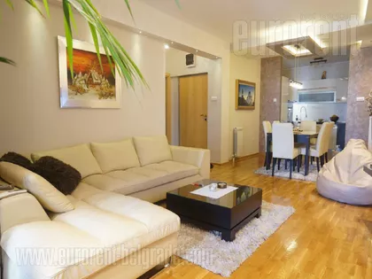 HRAM SVETOG SAVE | 4zida.rs