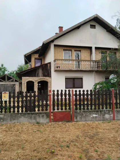 Ljutovo | 4zida.rs