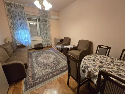 Klinički Centar | 4zida.rs
