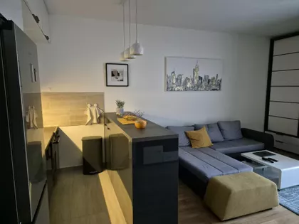 Tadije Sondermajera | 4zida.rs