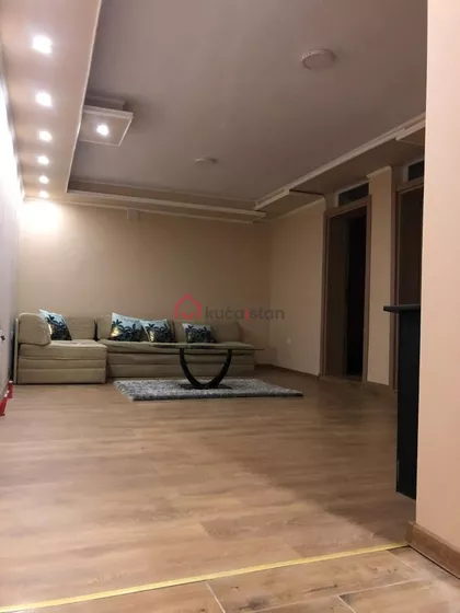 Železnik | 4zida.rs