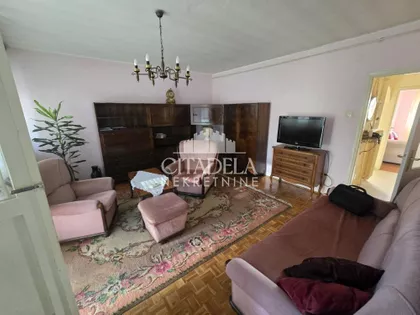 Karađorđev Trg | 4zida.rs