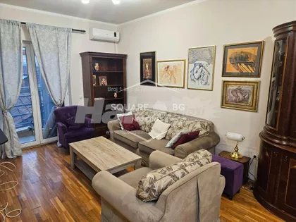 Gospodara Vučića | 4zida.rs