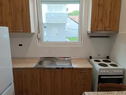 Nova 6 26 | 4zida.rs