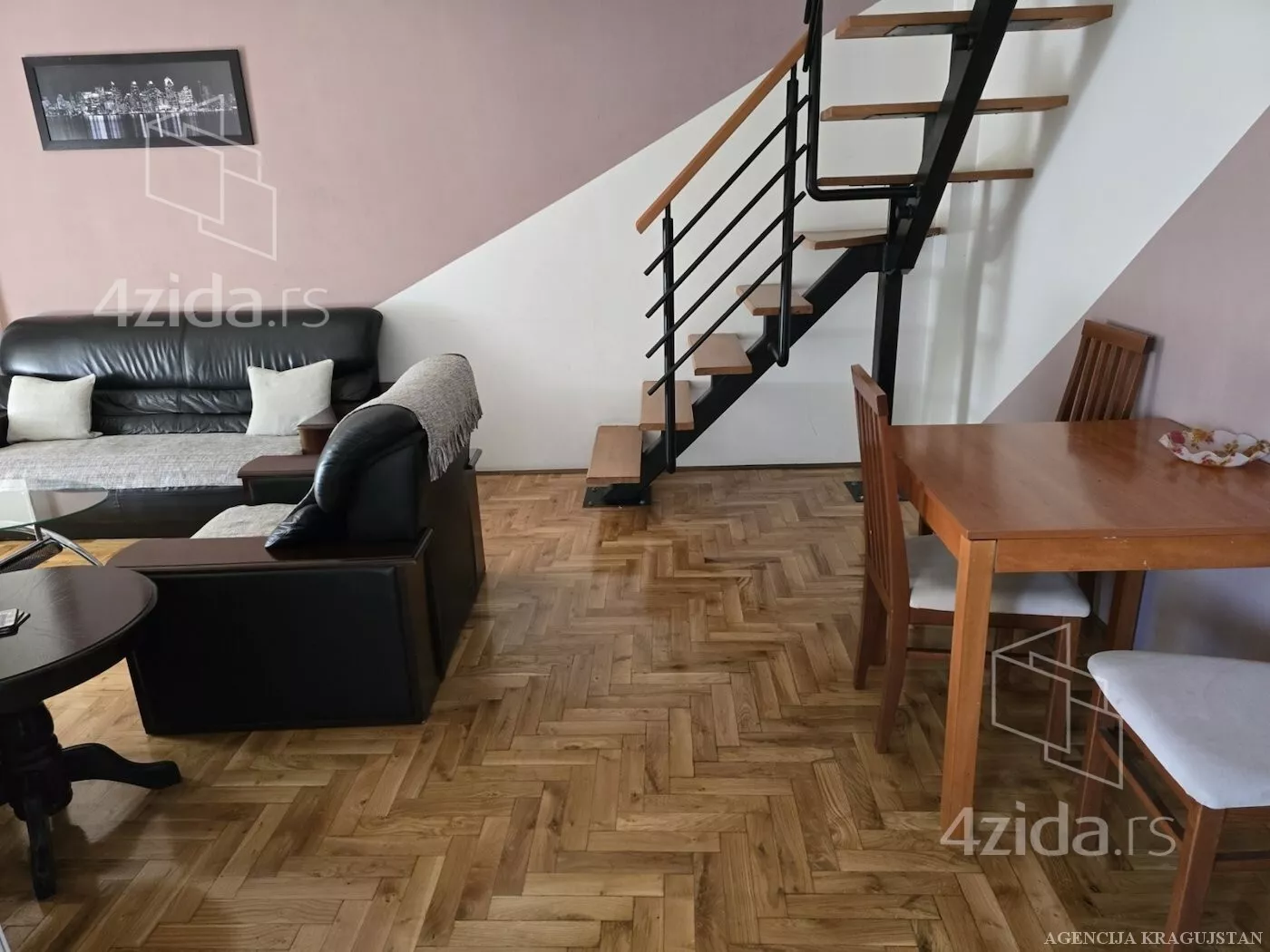 Petosoban stan | 4zida