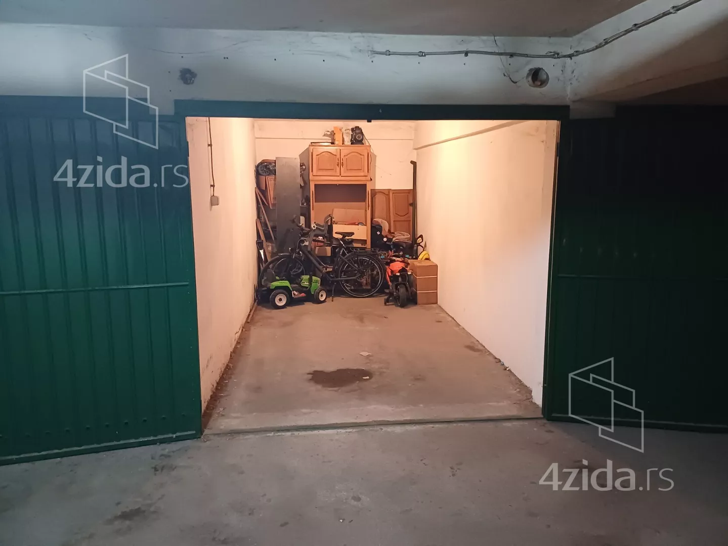 Garaža | 4zida