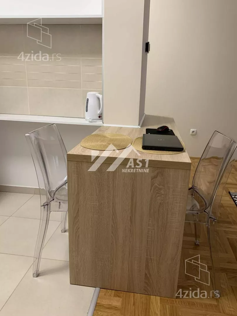 Garsonjera | 4zida