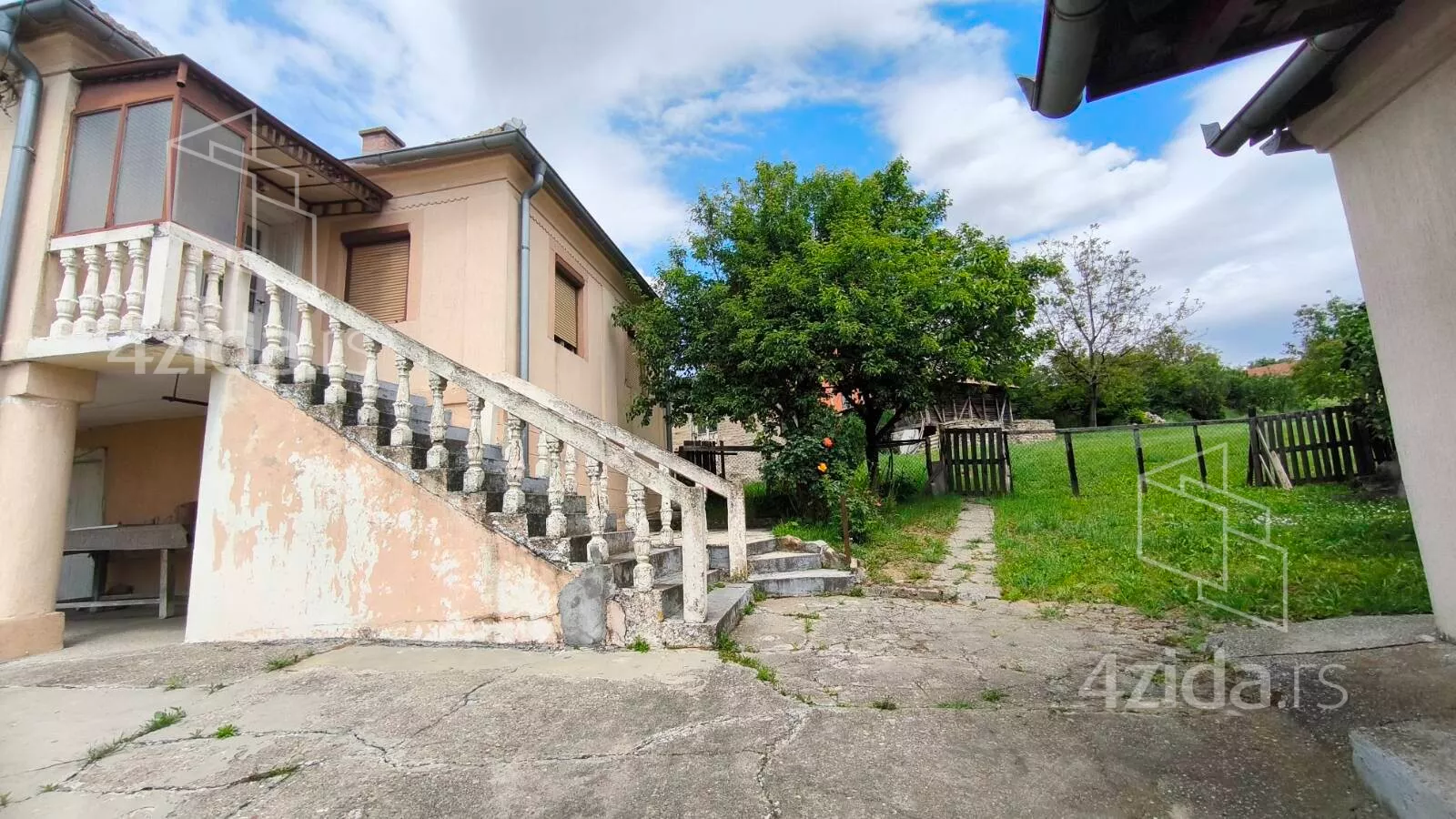 Kuća | 4zida