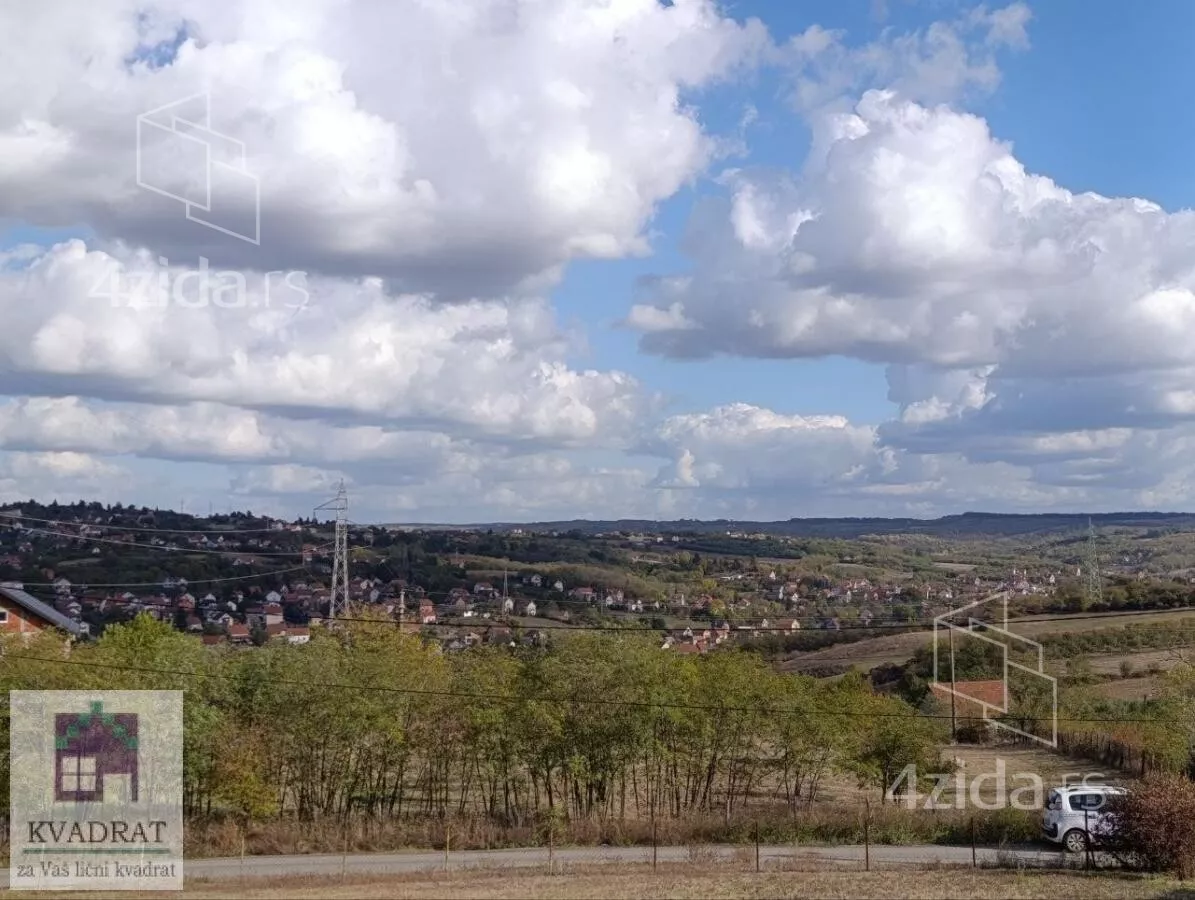 Plac | 4zida