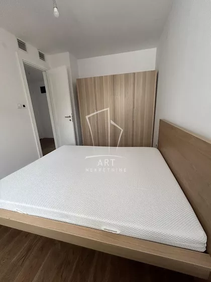 Nikolaja Hartviga | 4zida.rs