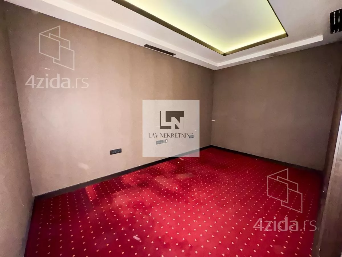 Lokal | 4zida