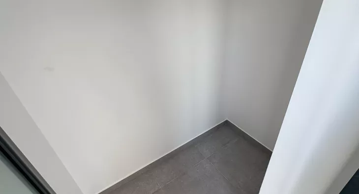 Lokal | 4zida