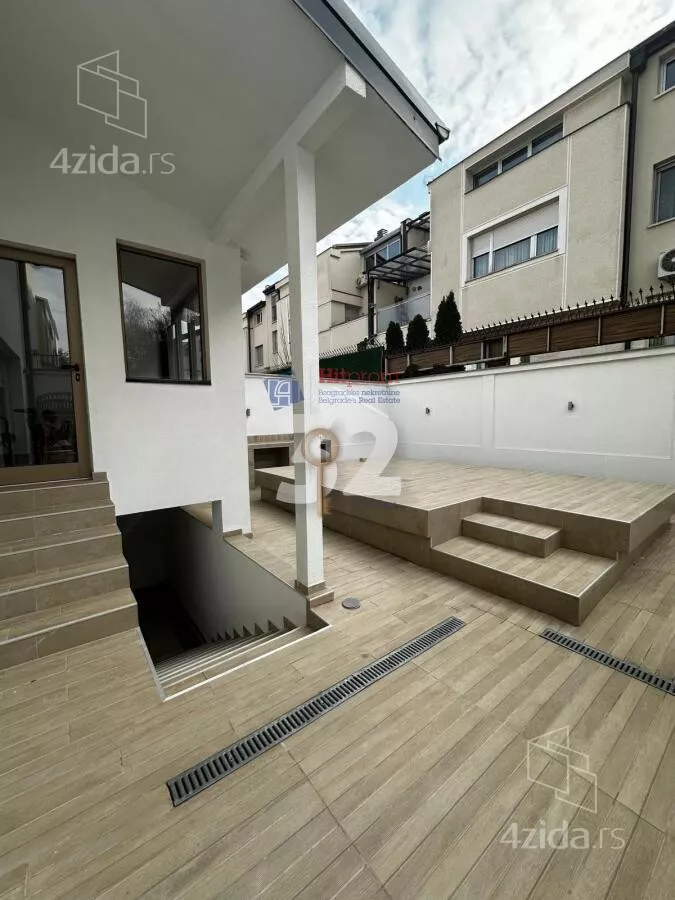 Kuća | 4zida