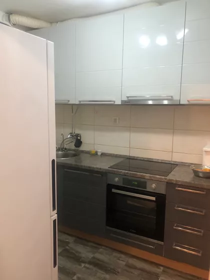 Cara Lazara | 4zida.rs