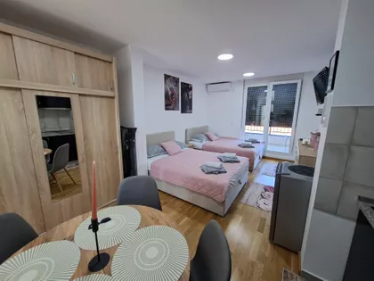 Nemanjina | 4zida.rs