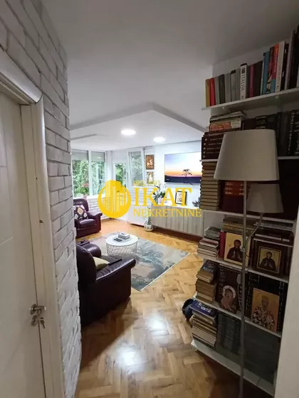 Braće Srnić | 4zida.rs