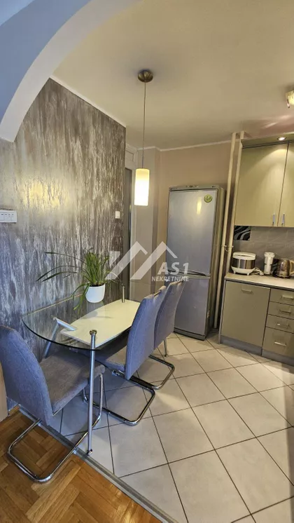 Braće Jovandić | 4zida.rs