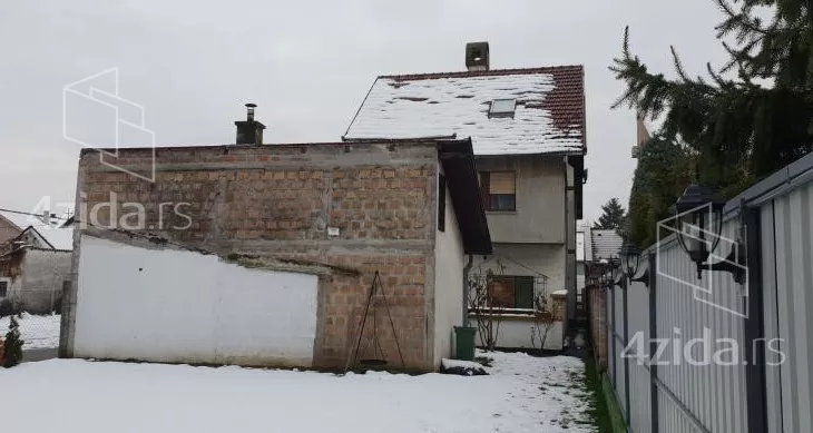 Kuća | 4zida
