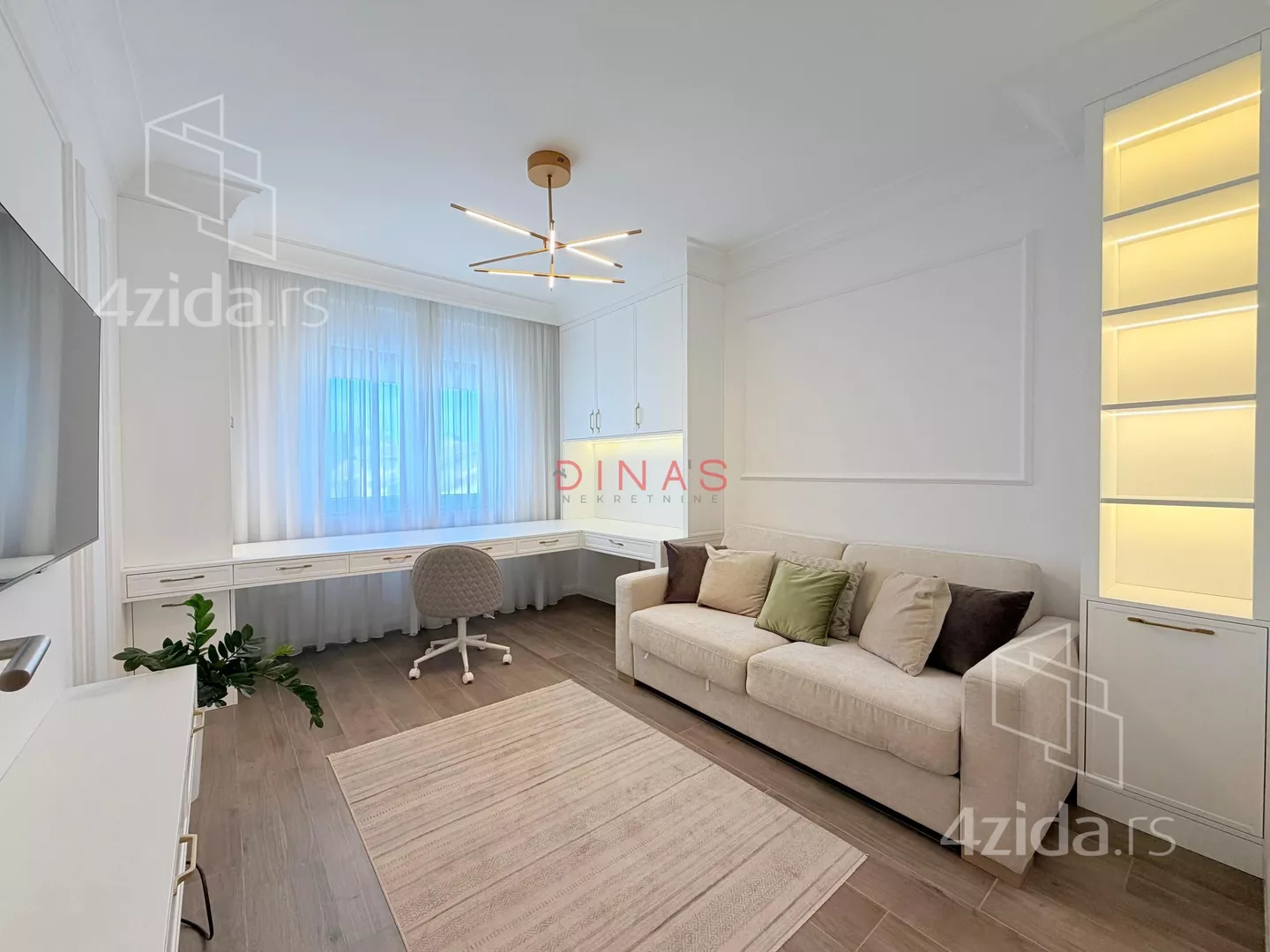 Četvorosoban stan | 4zida