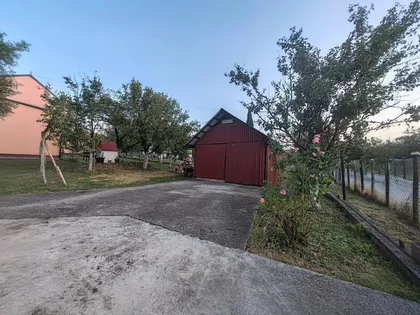 Božurova | 4zida.rs