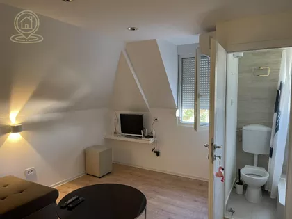 Slavujev Venac | 4zida.rs