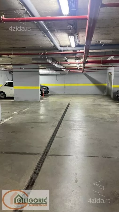Garaža/Parking | 4zida