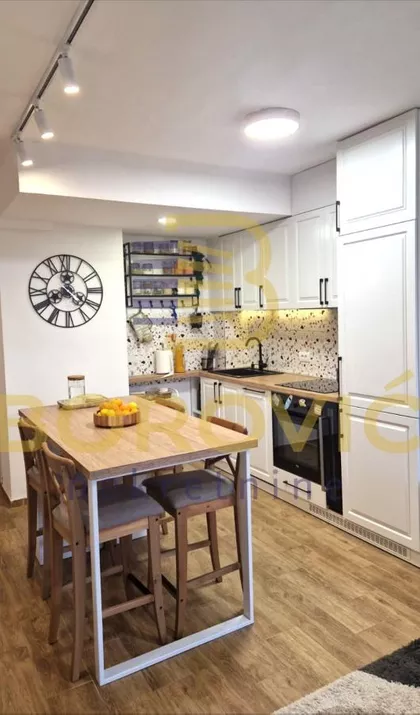 Sava Kovačević | 4zida.rs