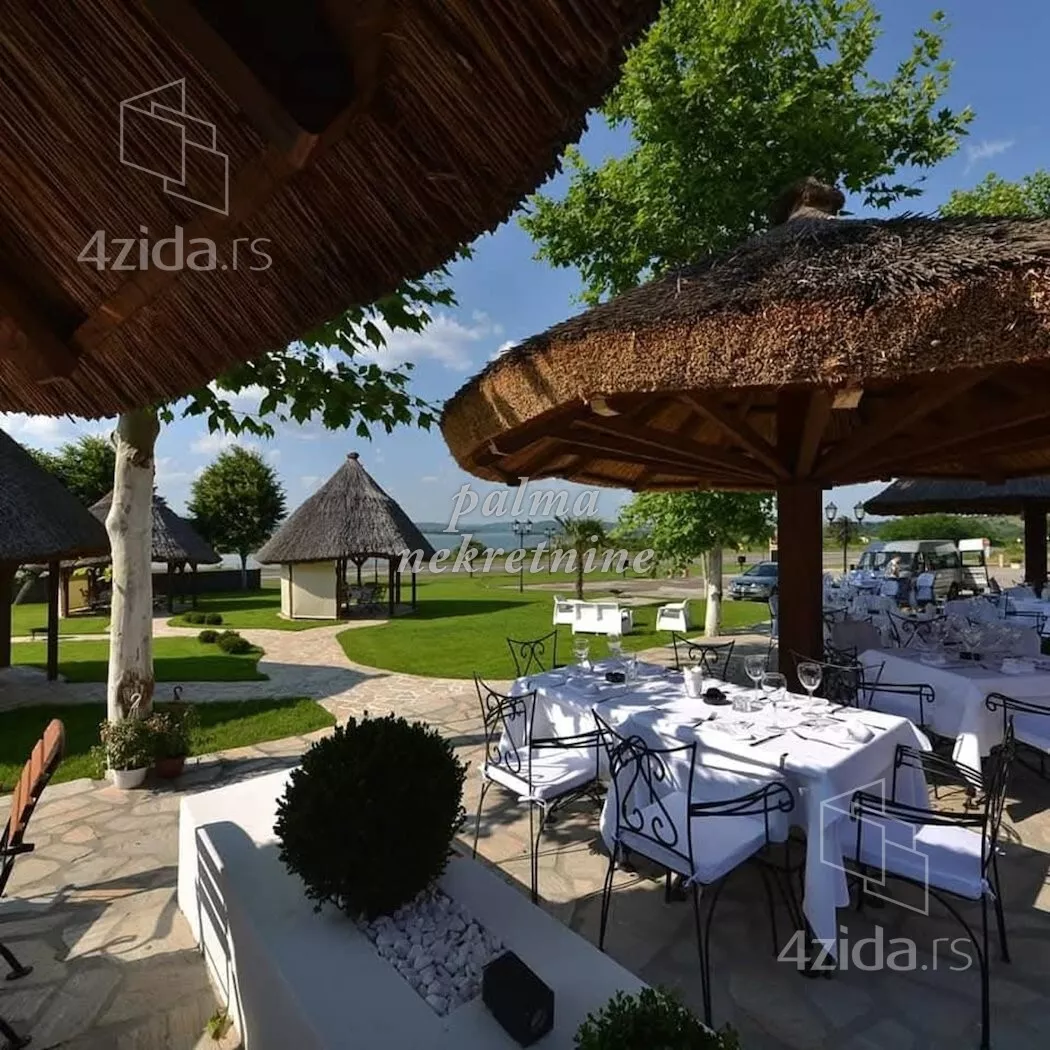 Ugostiteljski objekat | 4zida