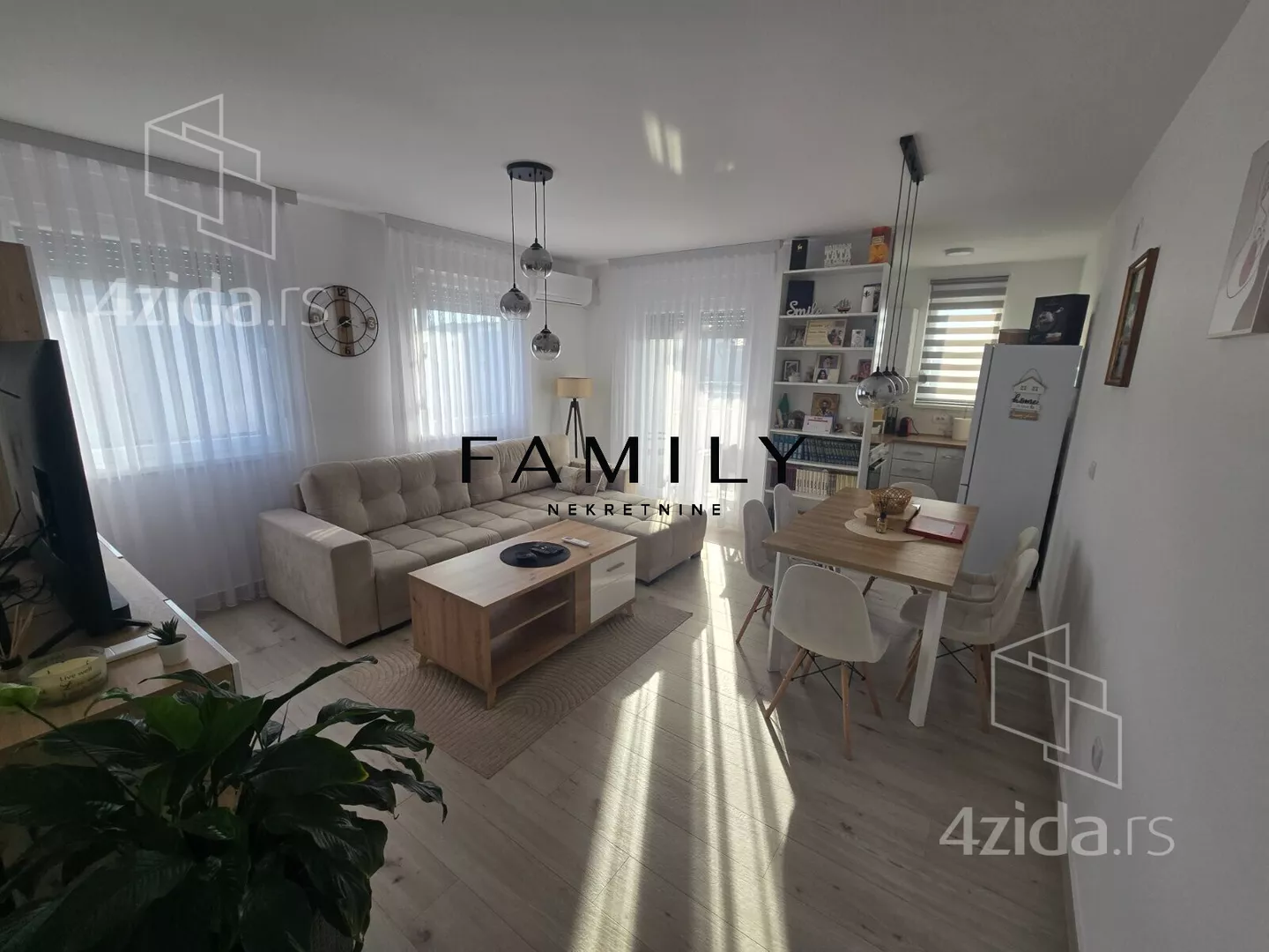Četvorosoban stan | 4zida