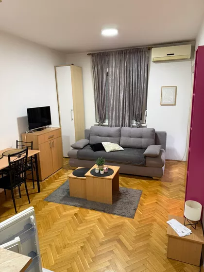 Braće Ribnikar | 4zida.rs