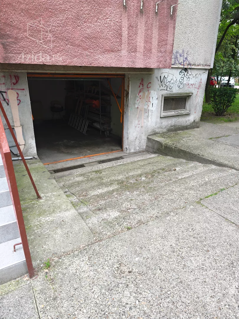 Garaža | 4zida